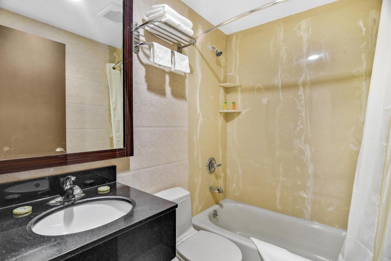 Brooklyn Broadway Hotel New York Bagian luar foto